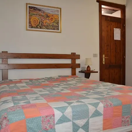 Villamagna Palazzo Alloggio per agriturismo Gubbio